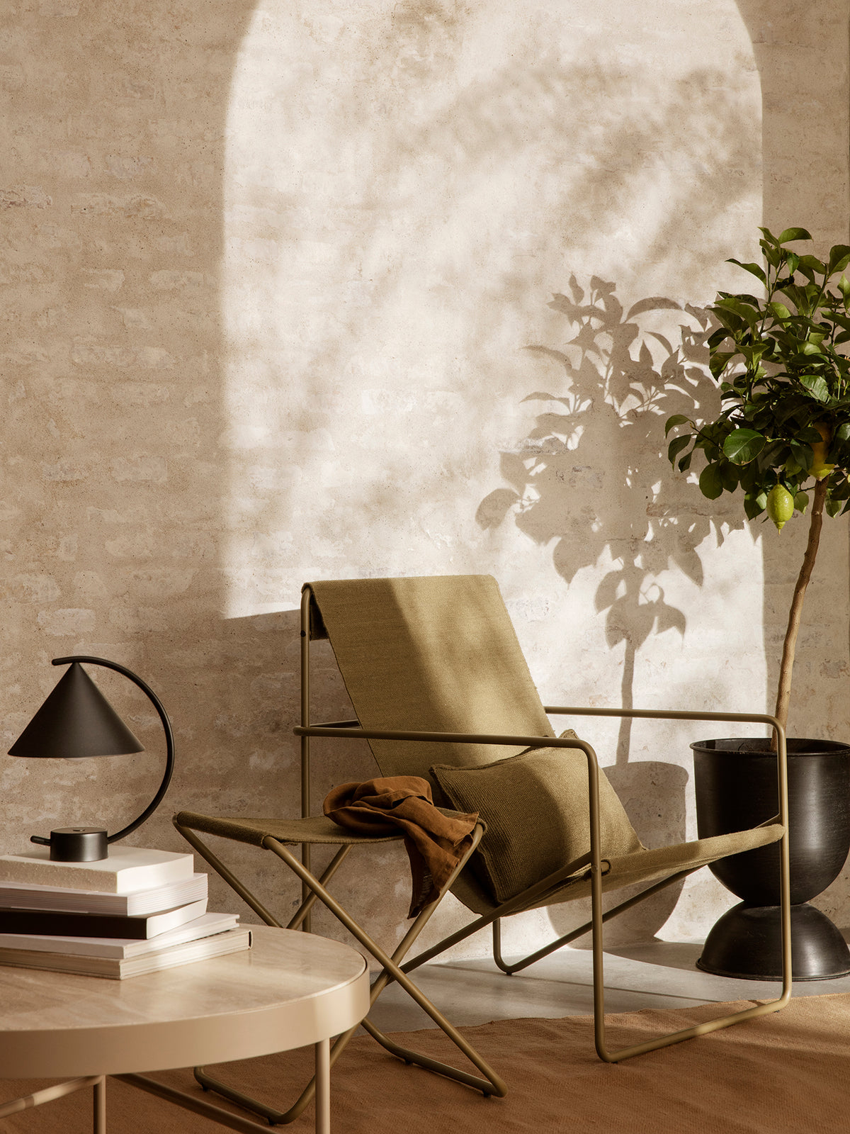 Desert Lounge Chair - Olive/Olive