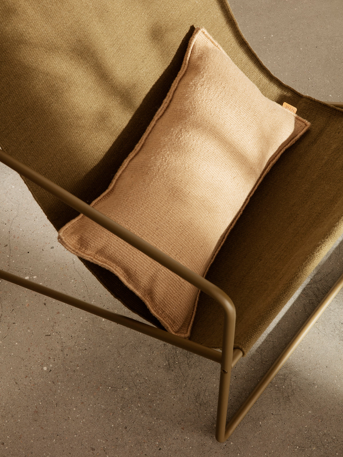 Desert Lounge Chair - Olive/Olive