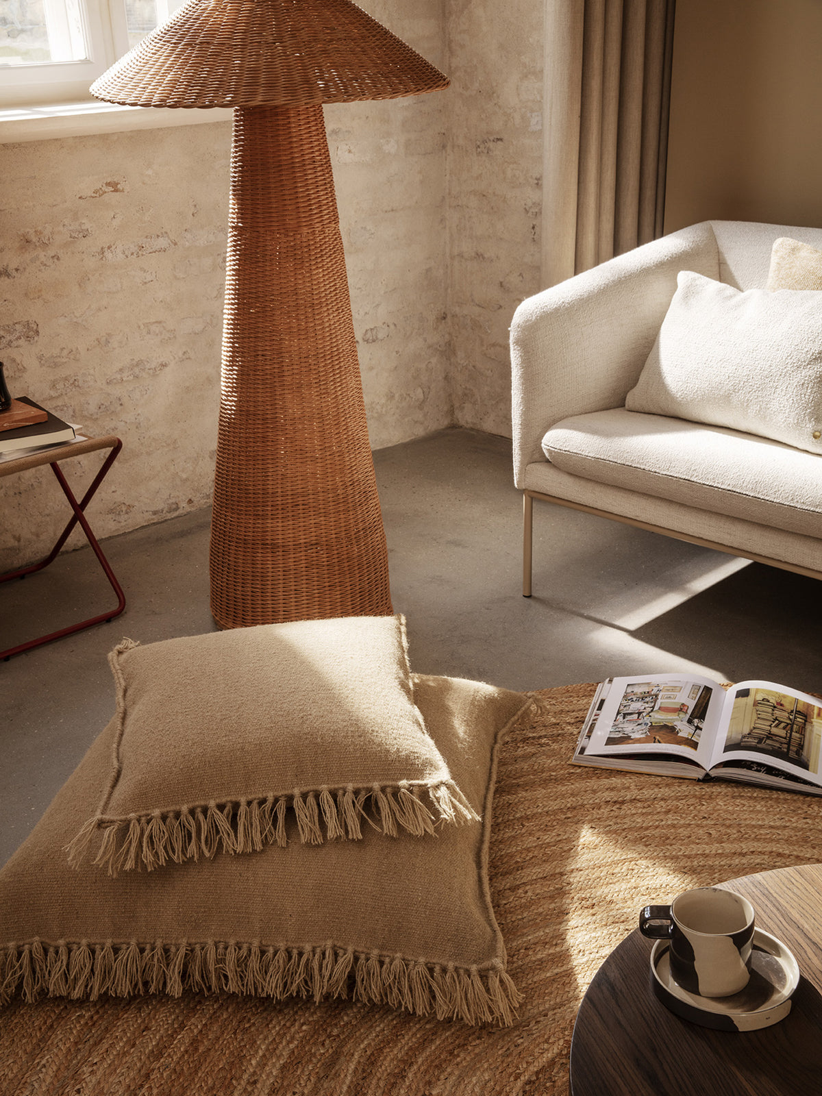 Dou Floor Lamp - Natural