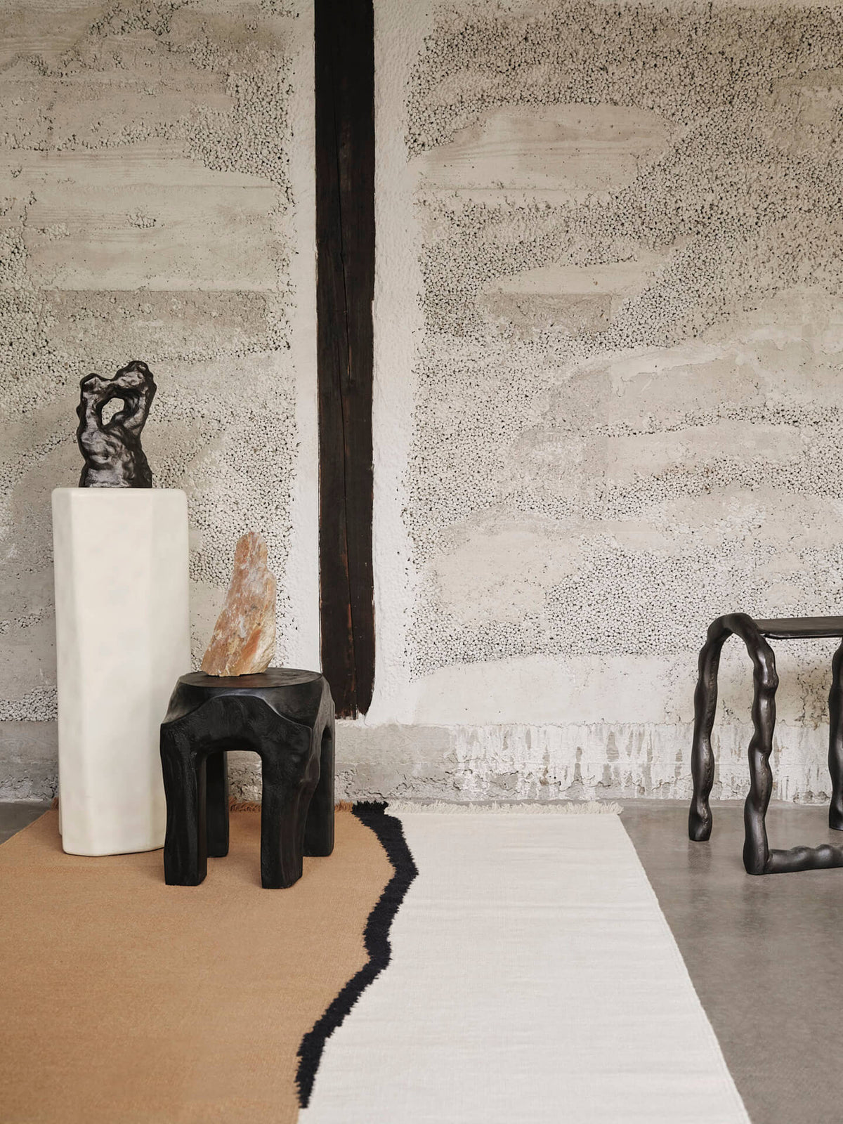 Root Stool - Black Stained