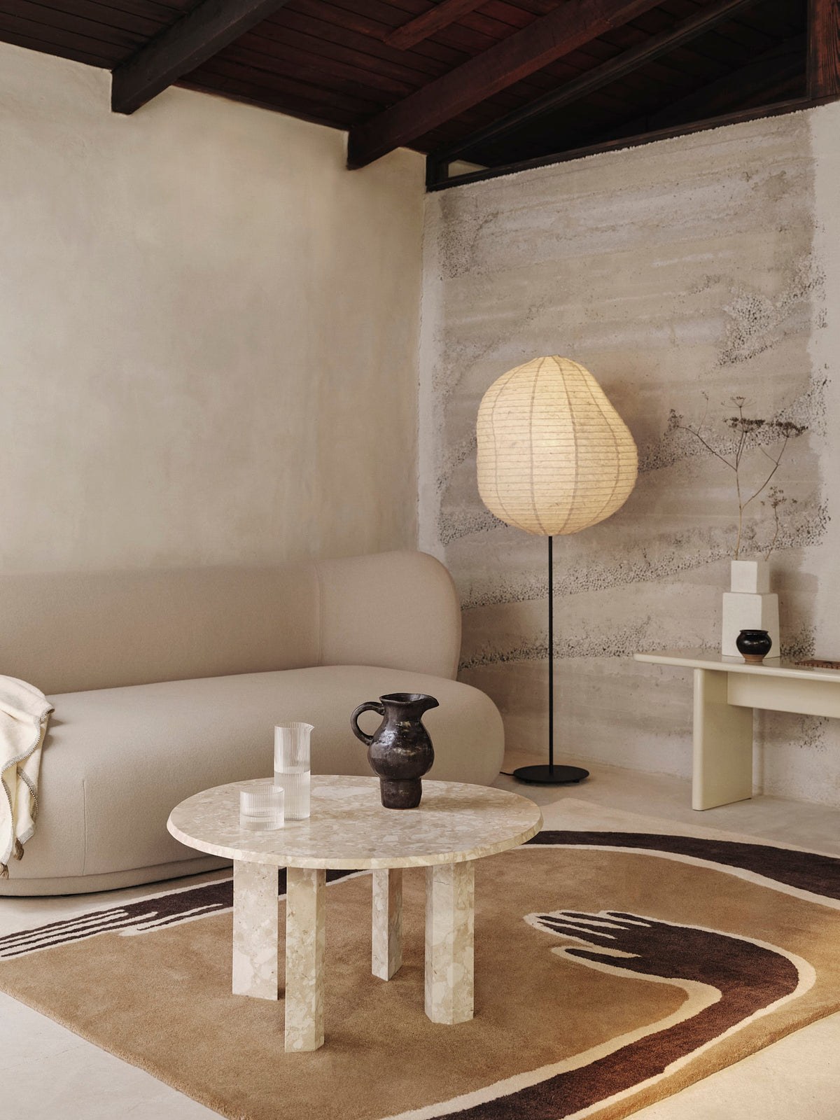 Pose Tufted Rug - 140 x 200 - Dark Coffee/Offwhite