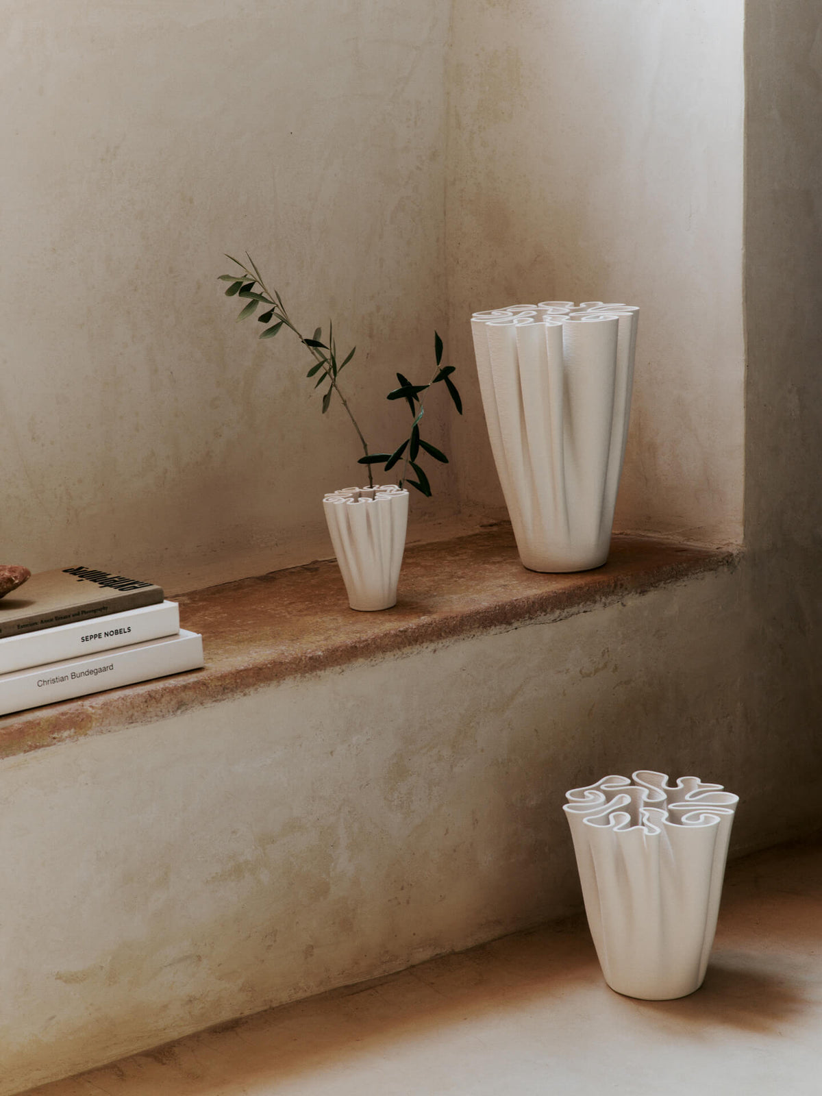 Dedali Vase - H18 - Off-white