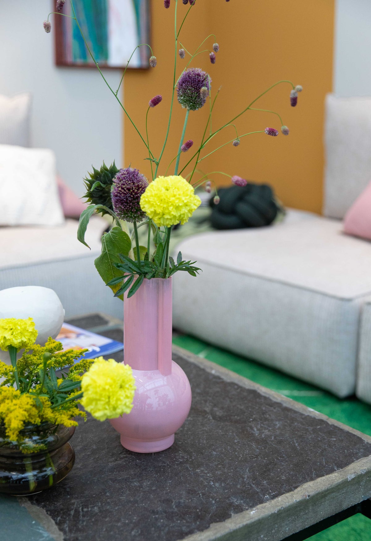 Glass vase flamingo pink