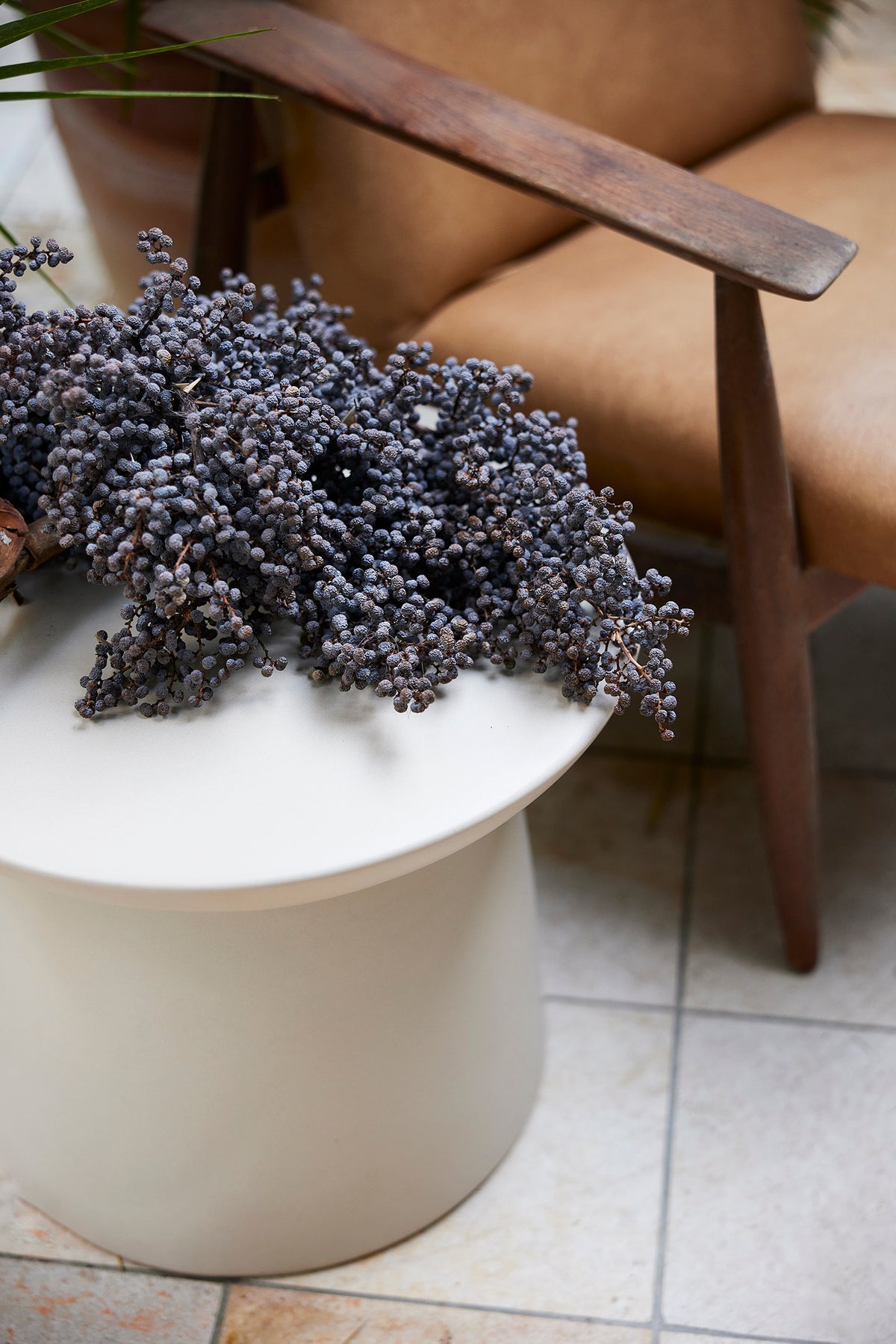 Earthenware side table L cream