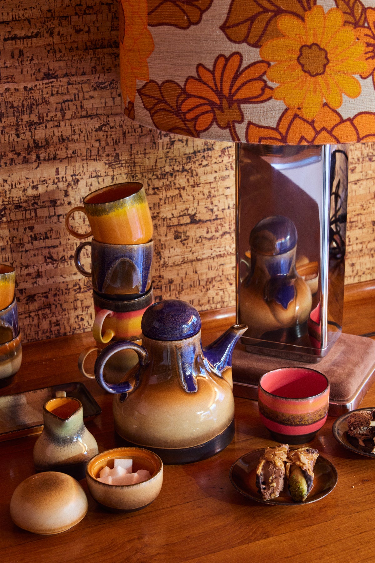 70s ceramics: coffee pot afternoon