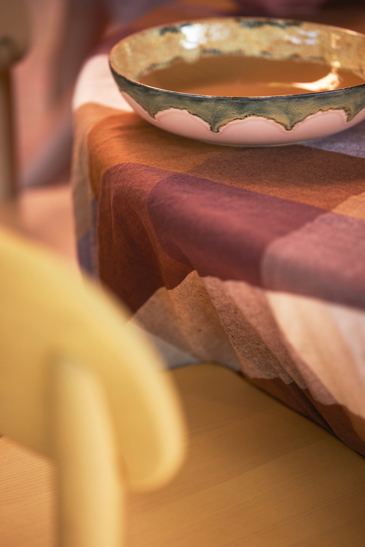 70s ceramics: salad bowl sunflower