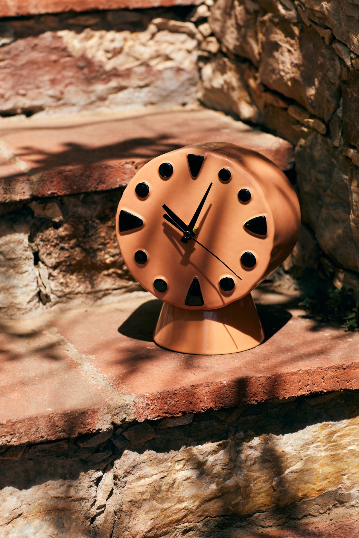 Retro ceramic clock peach
