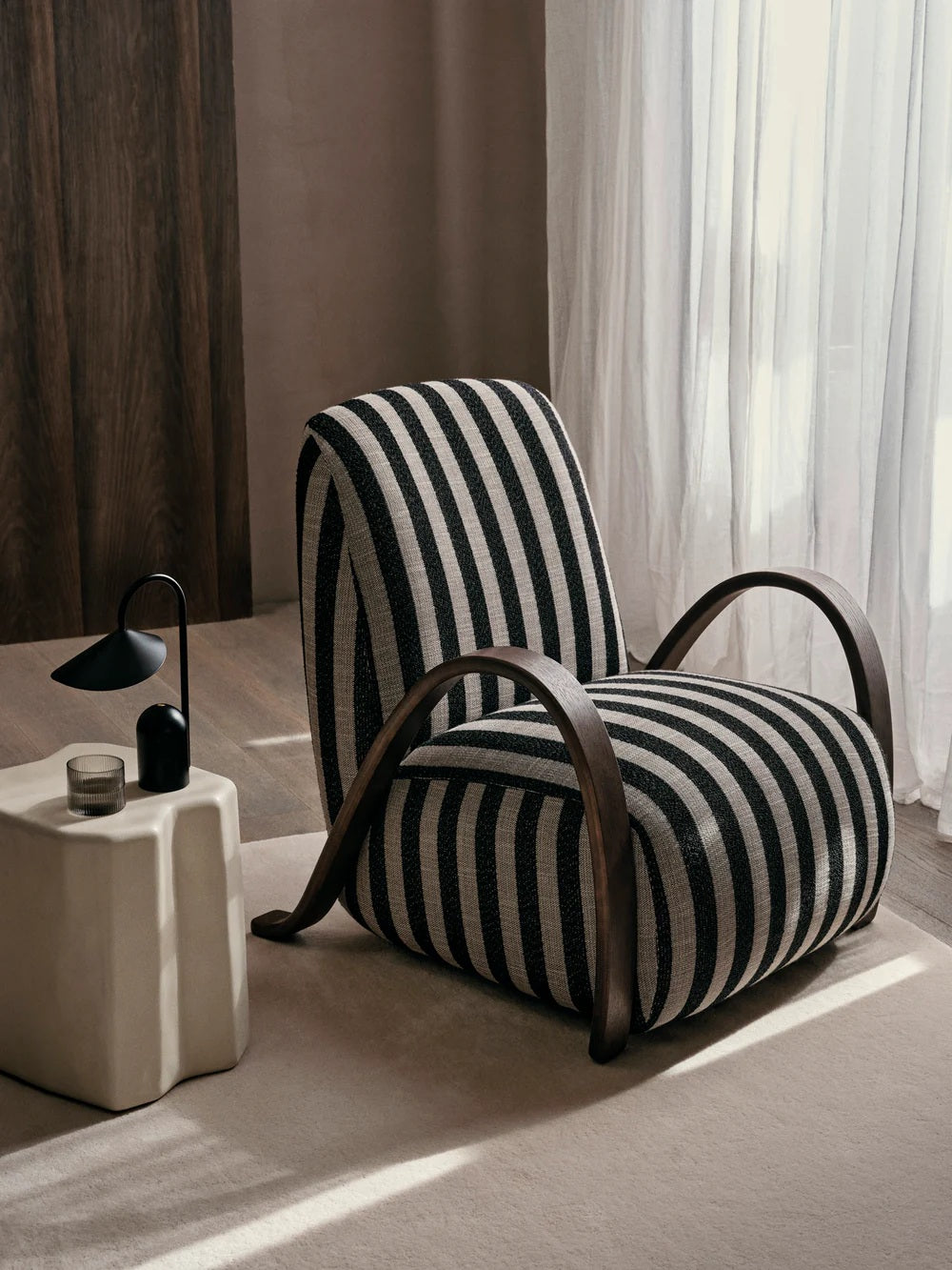 Buur Lounge Chair Louisiana - Dark Stained/Sand Bl