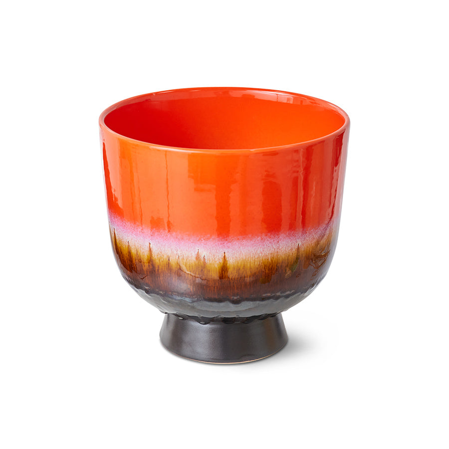 Retro flower pot cherry red