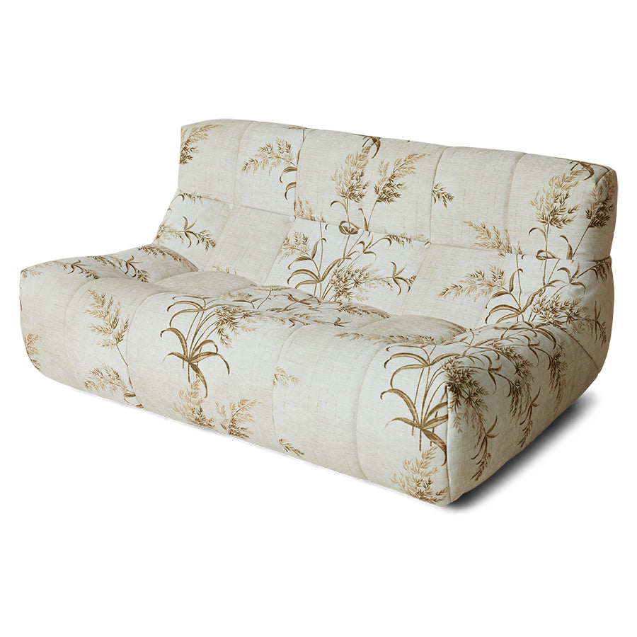 Lazy lounge bench reeds