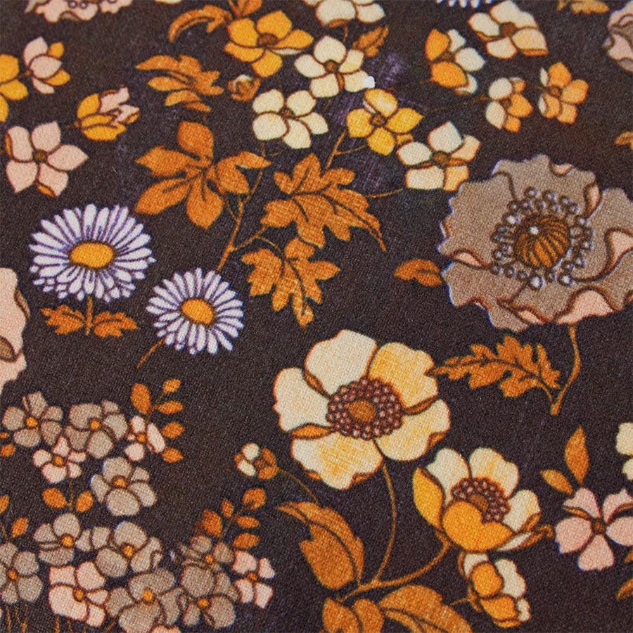Lobby stool bloom