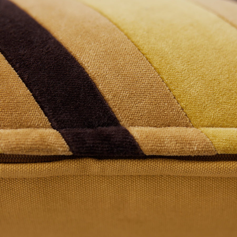 Striped velvet cushion - honey